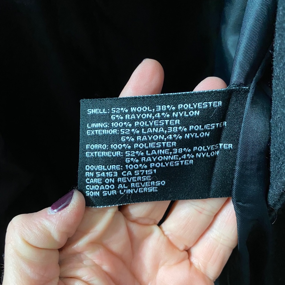 Guess coat - Picture 5 of 5